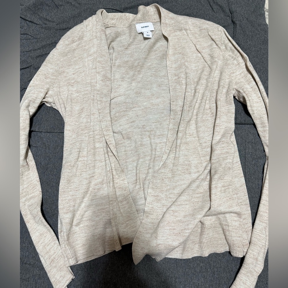 Old navy sweater